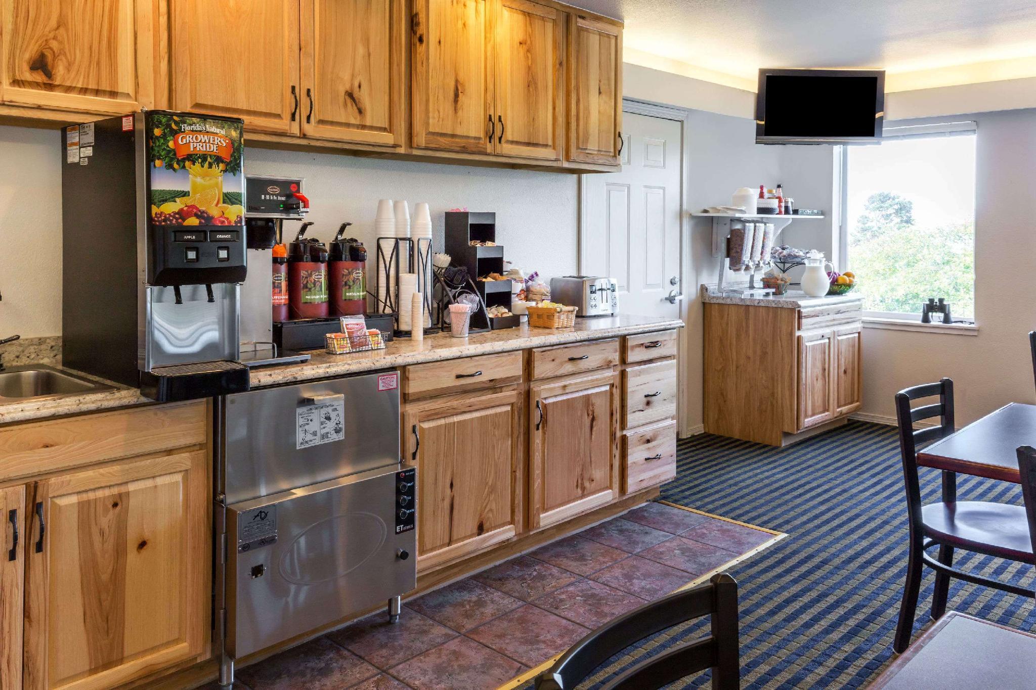 Travelodge By Wyndham Depoe Bay Exteriér fotografie
